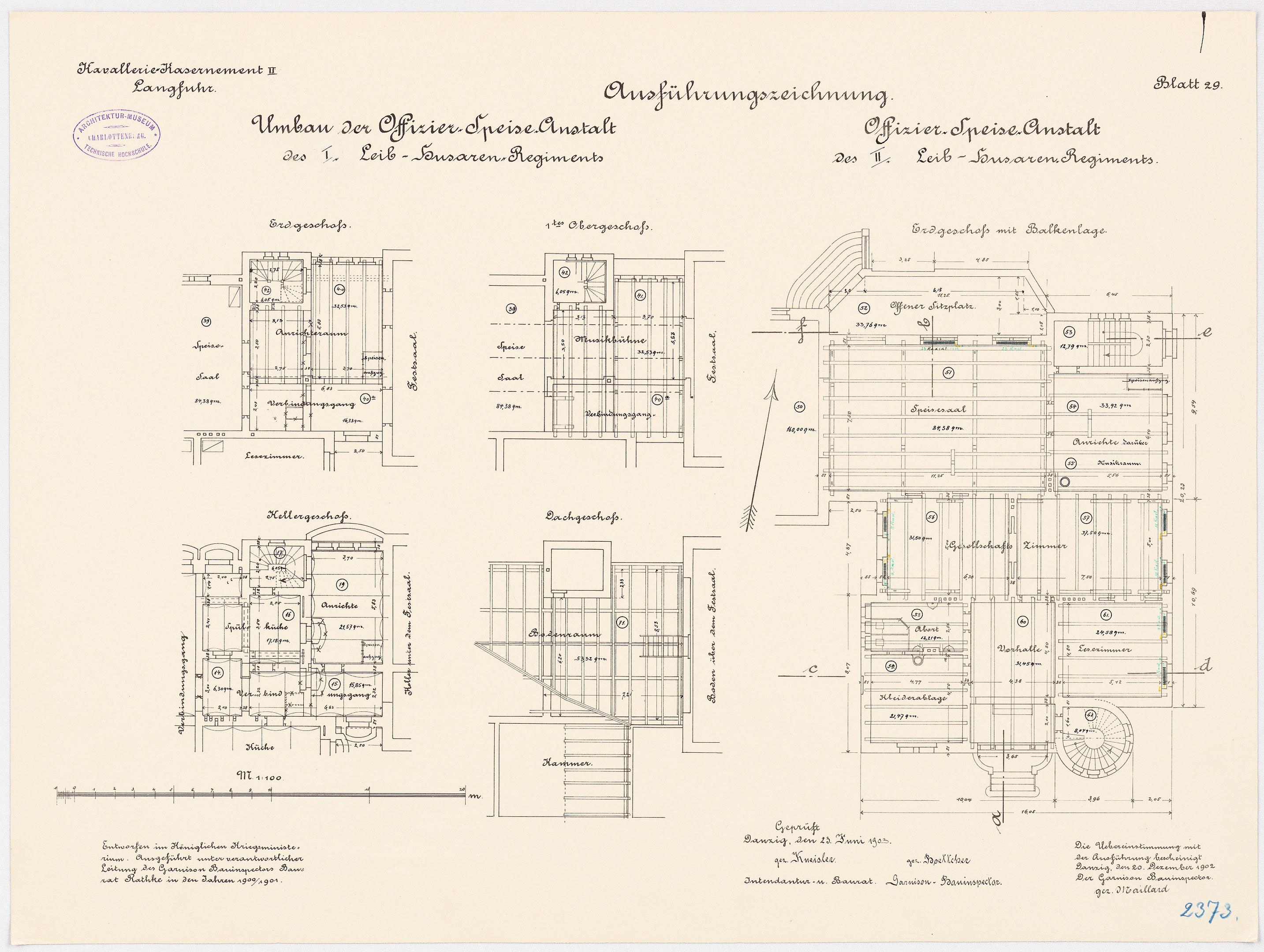 Schwarz-weißer Architekturentwurf des ehemaligen Bundeskanzleramts in der Bundesrepublik Deutschland, der detaillierte Layouts und Textanmerkungen zeigt.