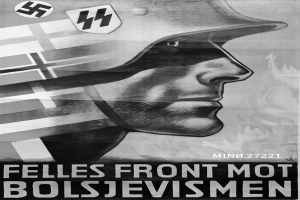 Ein Schwarz-Weiß-Plakat mit einem Mann in einem Helm mit Nazi-Symbol, begleitet von Text, der wahrscheinlich eine Propagandabotschaft übermittelt.