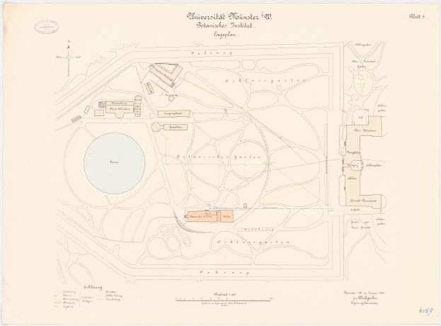 Eine detaillierte Karte von Berlin, Deutschland, mit der Universität Münster in der Mitte, die Gebäude, Straßen und weitere Merkmale zeigt, zusammen mit Textinformationen zur Größe, Lage und Ausstattung der Universität.